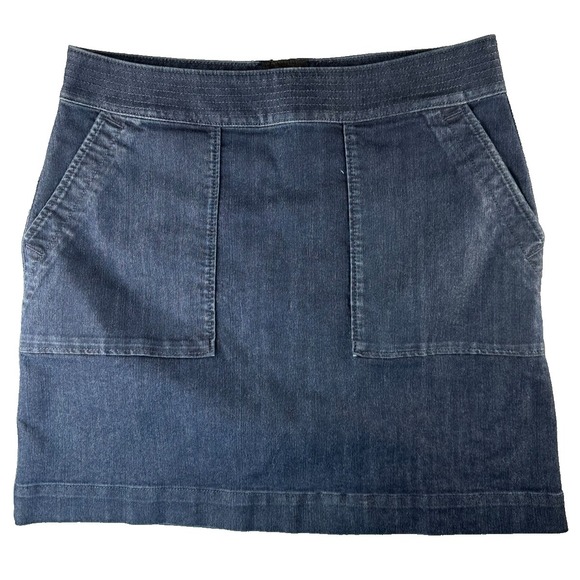 LOFT Dresses & Skirts - LOFT Denim Mini Skirt Women's Size 10 Dark Wash Stretch Pockets Casual